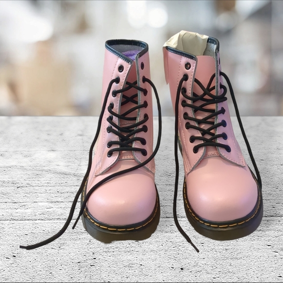 Dr  Martens pink combat boots size 9 - Picture 14 of 15